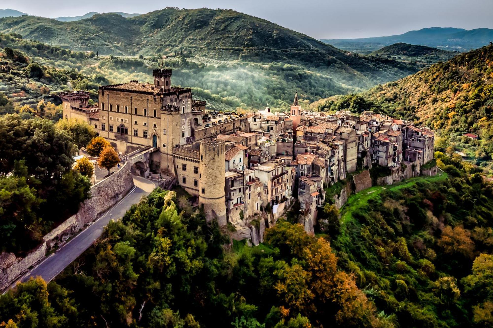 Отель Castello Brancaccio San Gregorio da Sassola Экстерьер фото
